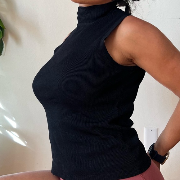 Vintage mock turtleneck sleeveless knit - Picture 4 of 6
